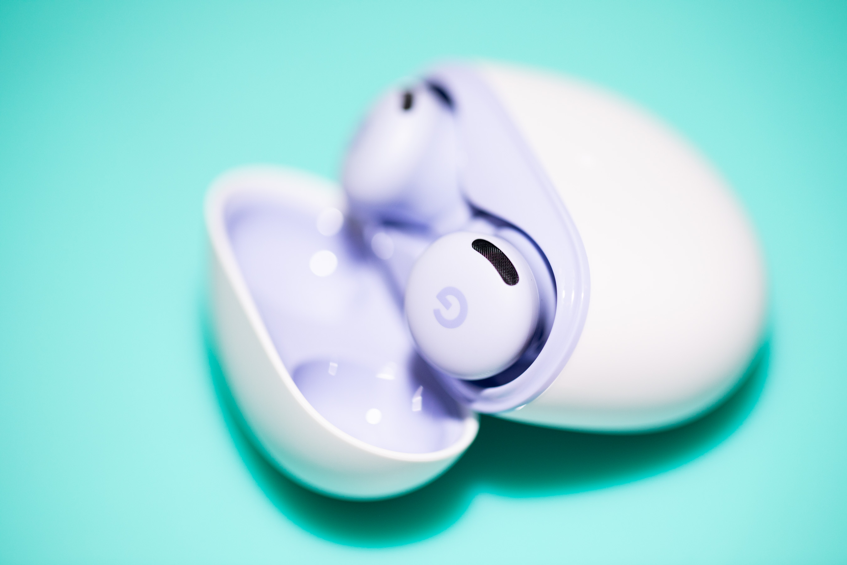 Google은 이어버드, 휴대폰 등의 블랙 프라이데이 가격을 다시 가져옵니다