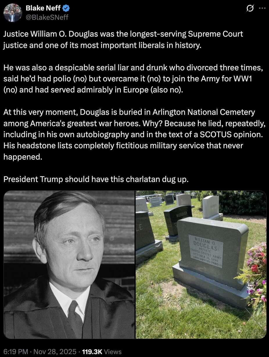 보수주의자들은 왜 2025년에 윌리엄 O. 더글라스의 뼈를 발굴하려고 하는 걸까요?!?