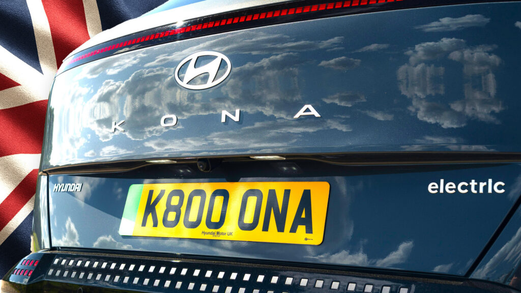 영국이 도로가 스스로 포장되지 않는다는 사실을 깨닫고 EV 운전자는 곧 마일당 비용을 지불할 수 있게 됩니다