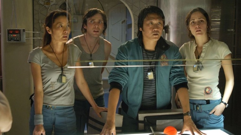 SF 팬들은 과소평가된 2007년 영화가 이번 10년의 오스카상 수상자를 예측했을 수도 있다고 생각합니다