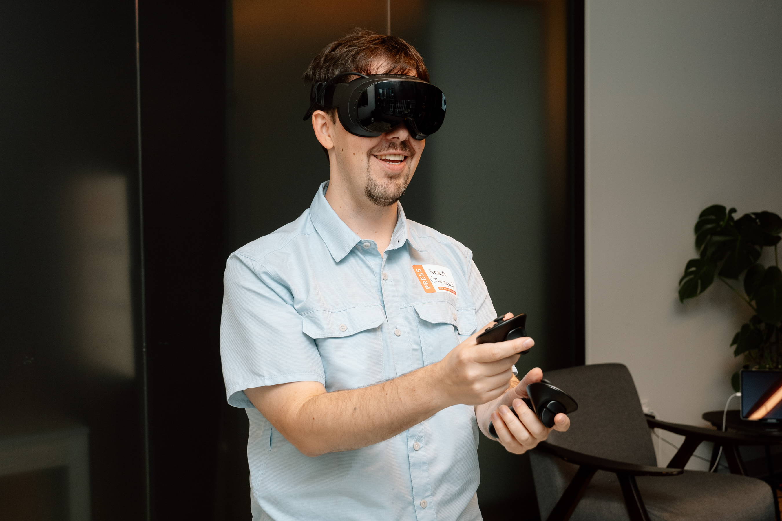 Valve의 새로운 VR 스트리밍 트릭은 자체 헤드셋에서만 작동하지 않습니다