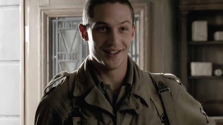 톰 하디는 잊혀진 다니엘 크레이그 전쟁 영화로 연기 데뷔를 했습니다