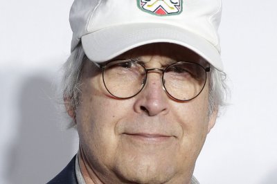 보기: Chevy Chase 다큐멘터리가 1월 1일 CNN에서 초연됩니다