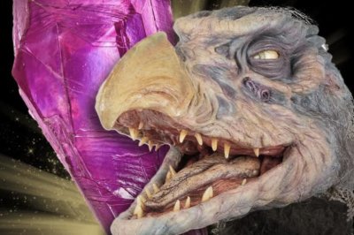 짐 헨슨 인형, 기념품 경매에서 200만 달러 이상 낙찰