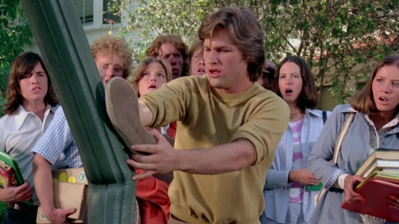 커트 러셀의 첫 번째 영화 프랜차이즈는 거의 기억되지 않는 공상과학 디즈니 3부작이었습니다