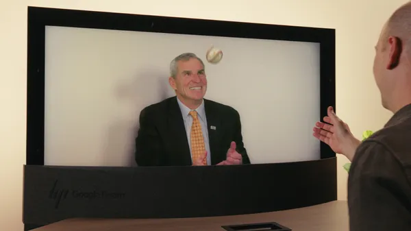 Google Beam은 USO와 협력하여 군인 가족을 지원하고 있습니다.