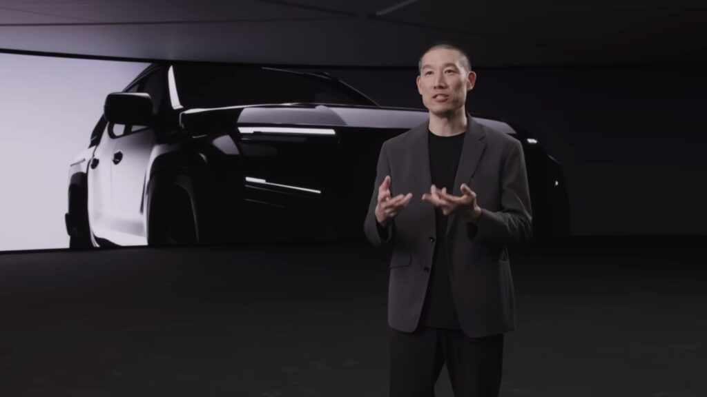 새로운 Nissan Navara는 Hilux 및 Ranger와 싸우기 위해 Mitsubishi에 베팅했습니다.